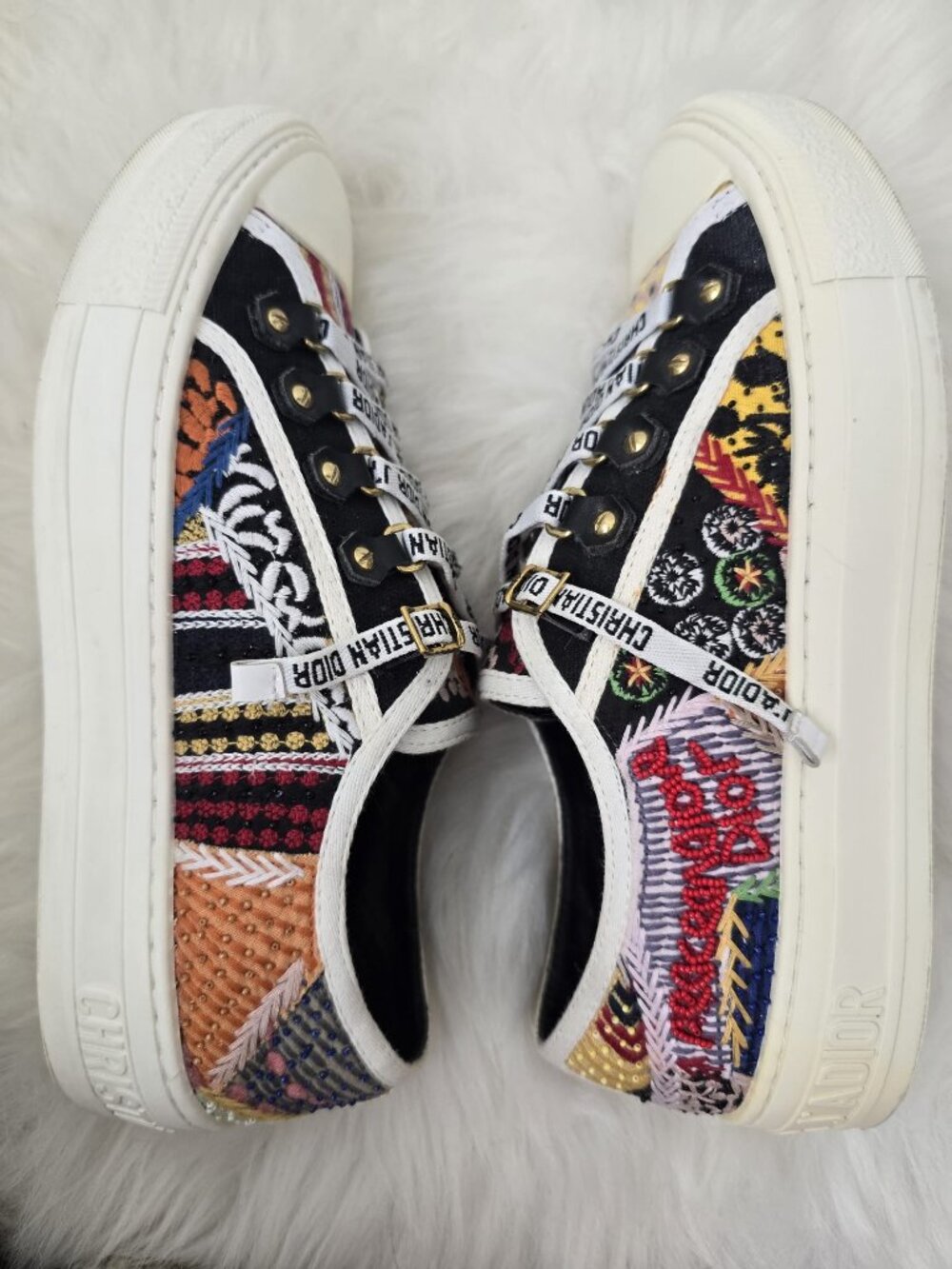 OFFER Dior "PEACE & LOVE" Walk'N'Dior Embroidered Low 'Patches